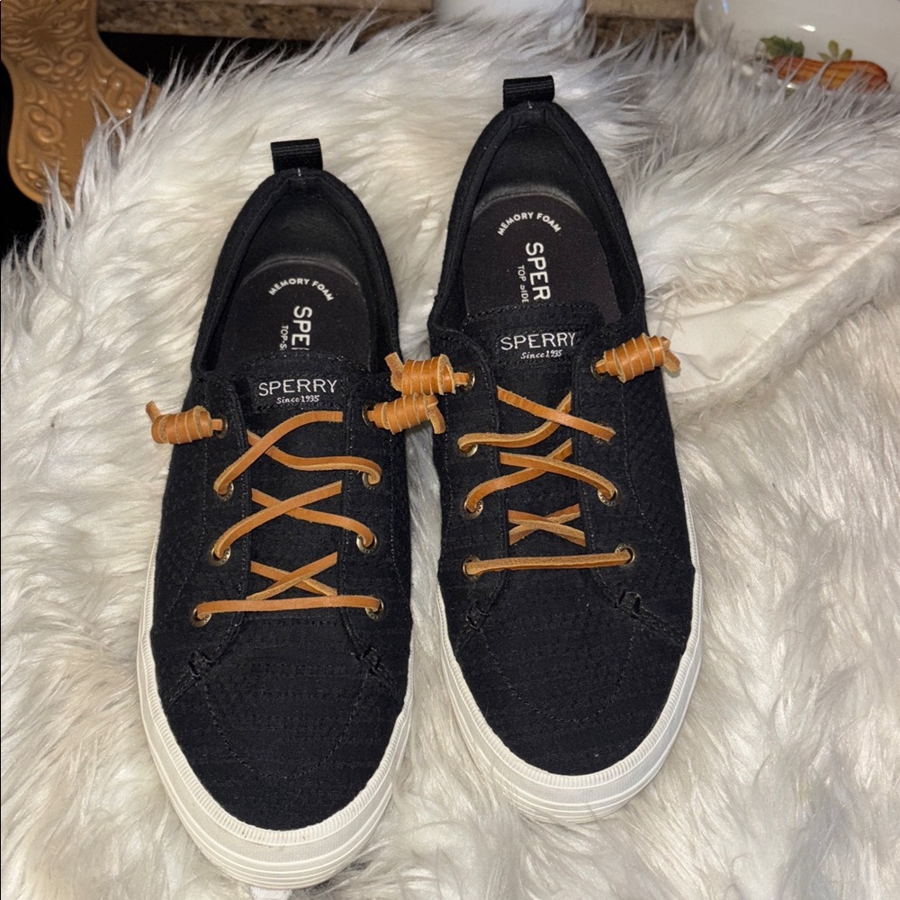 Sperry Preppy Black Canvas Crest Sneakers Tennis Shoes Tan Rawhide Laces Size 8